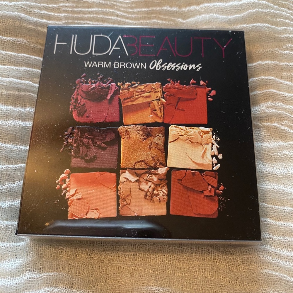 Huda Beauty Warm Brown Obsessions